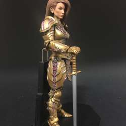 Mythic Legions Gwendolynne Heavensbrand figure